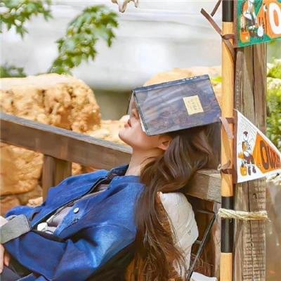 白月光塌房后，真命天子找上门啦